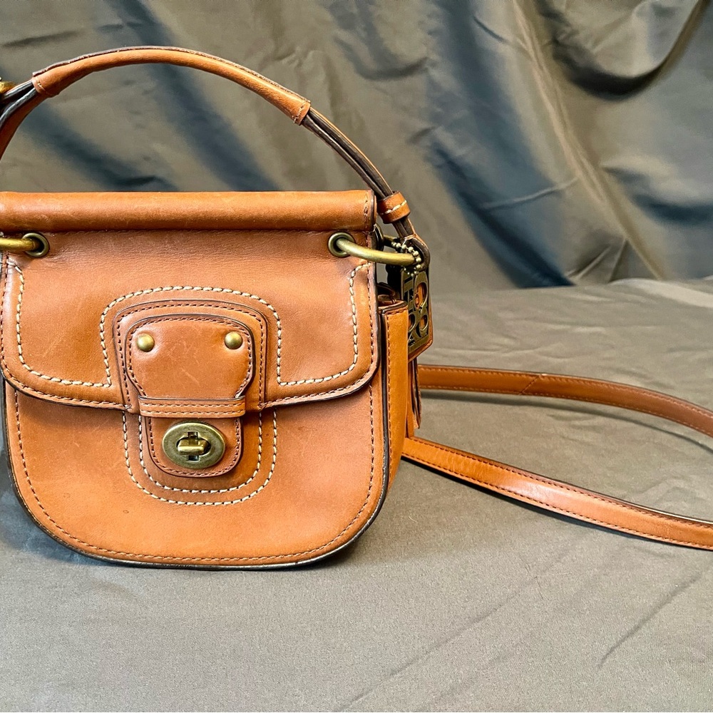 Coach Legacy Willis Bag Authentic Striped Lining